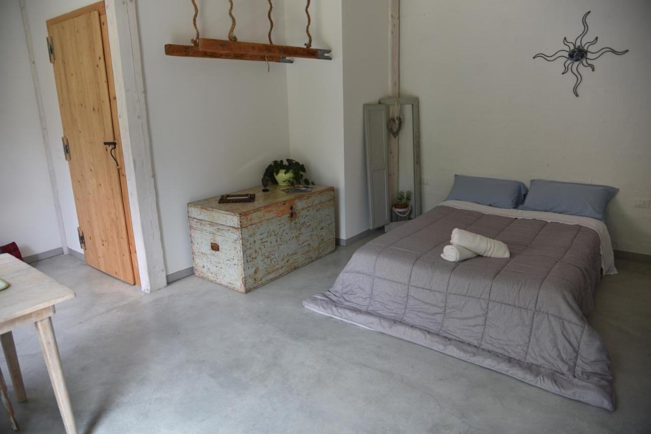 Capannone111 Bed and Breakfast Castiglione di Ravenna Εξωτερικό φωτογραφία