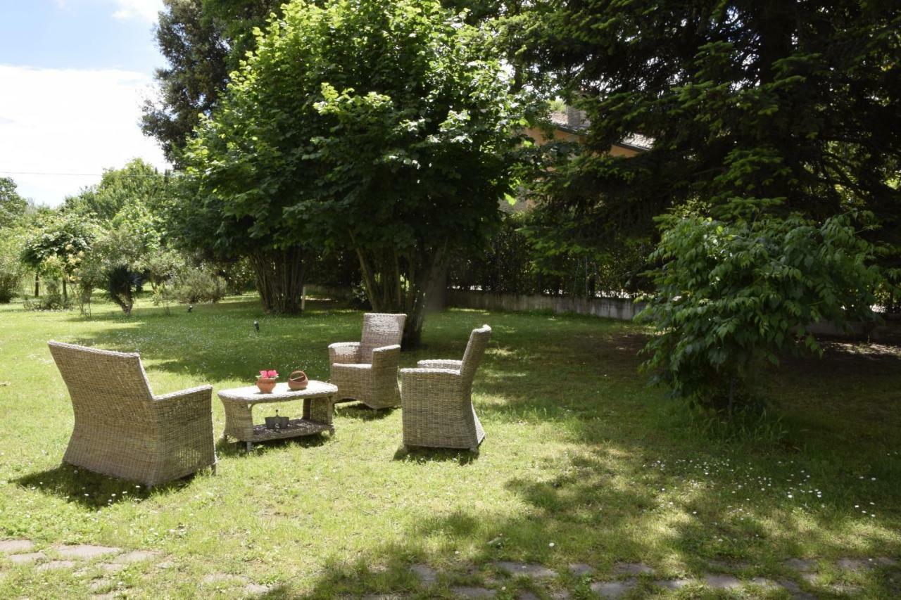 Capannone111 Bed and Breakfast Castiglione di Ravenna Εξωτερικό φωτογραφία